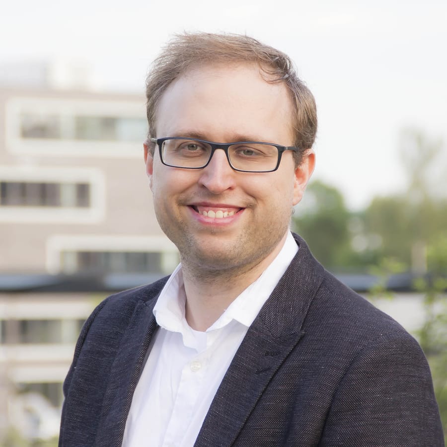 Valentin Schwind, Professor für Computergrafik